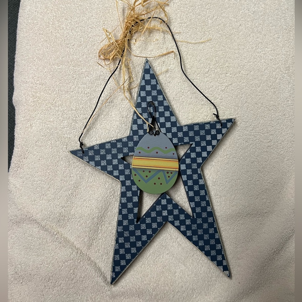 Rustic Blue Country Hanging Star w/interchangeable seasons